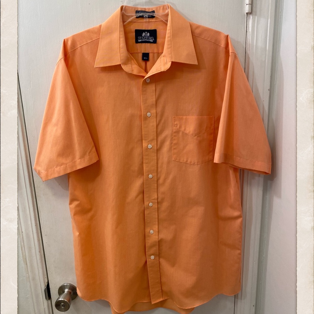 Stafford Mens Short Sleeve Stretch Dress Shirt